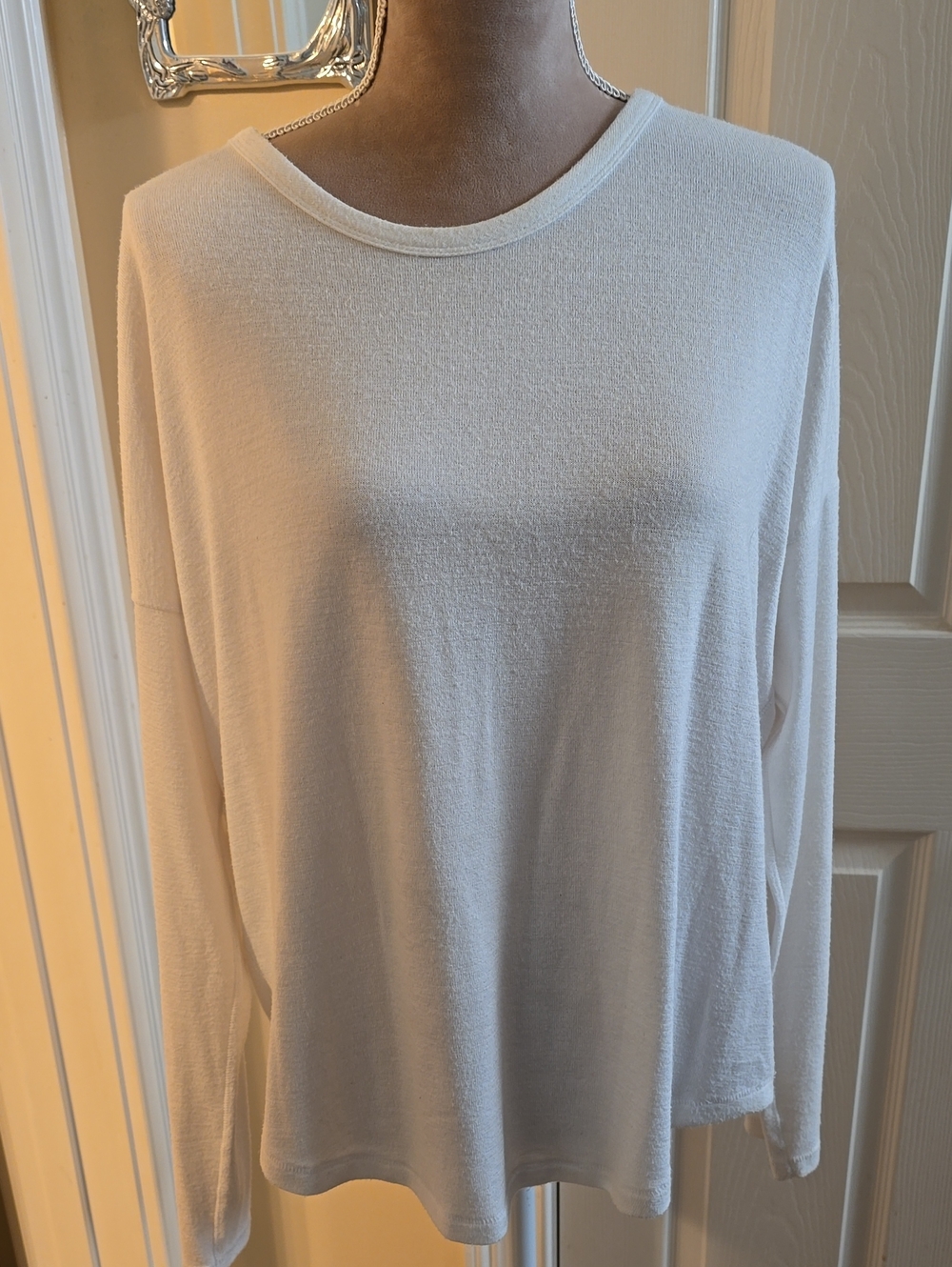 rag & bone Size Large White Lightweight Long-Sleeve Crew Top